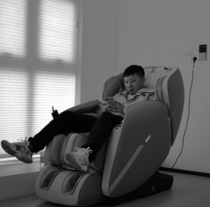 Iustrasi Kursi Pijat